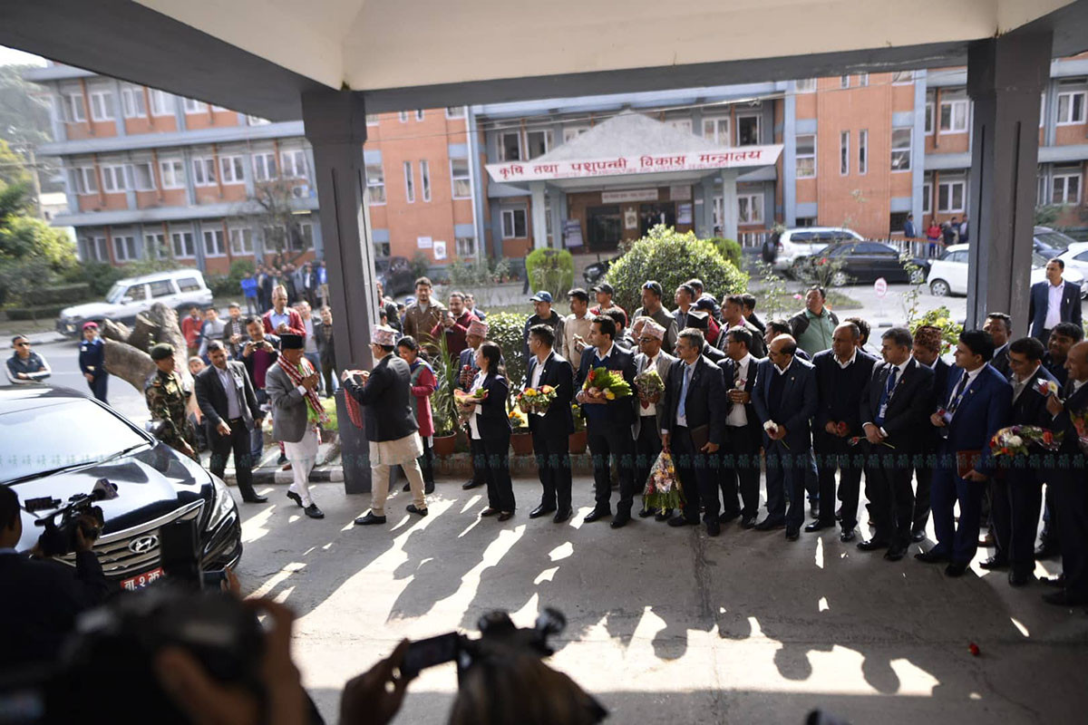 https://raracms.setopati.com/uploads/shares/2019/01/sujita/sighdurbar/sighdurbar (1).jpg